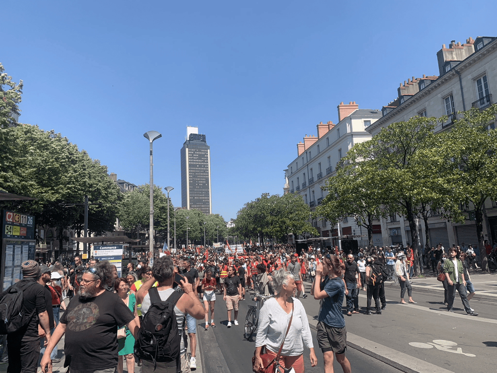 Manifestation du 6 juin émaillé de tension | @Nantesinfo44