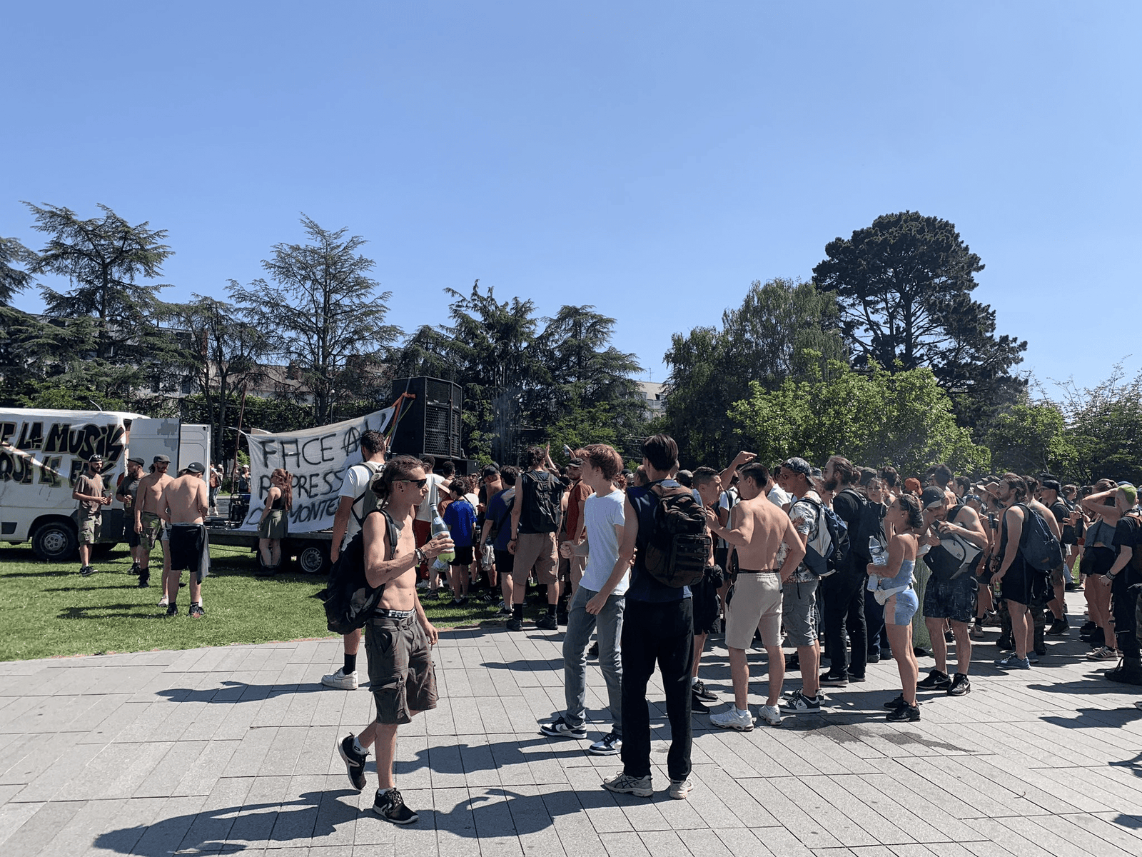 Manifestation du 24 juin à Nantes du collectif Tekno Anti Rep 44 | @Nantesinfo44