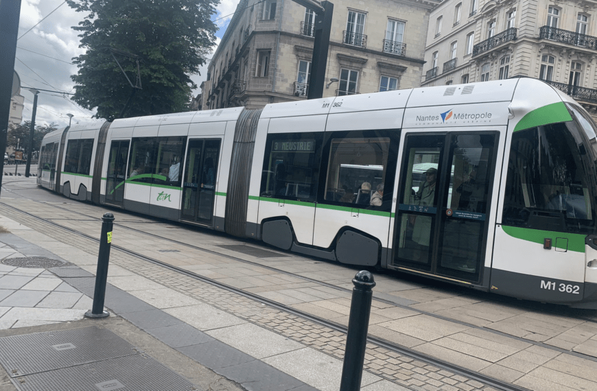 Un tram de la TAN | @NantesInfo44