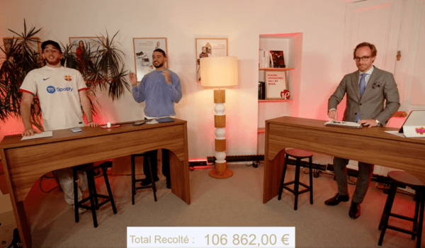 Aminematue durant un live | Capture d'écran Twitch