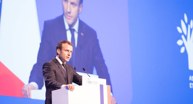 Emmanuel Macron lors d'un discours | Image d'illustration (Jacques Paquier - Flickr)