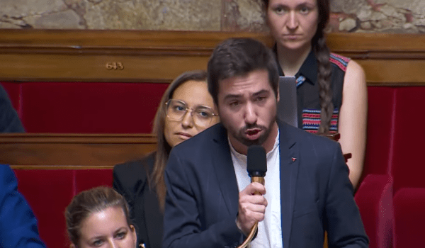 Interview – Andy Kerbrat sur le rejet de la loi immigration : « Ce n’est pas une victoire, c’est une…