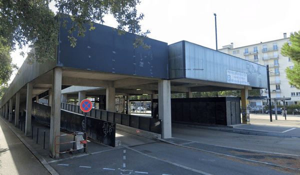 Le Parking Relais Beauséjour au nord de Nantes | Google Maps
