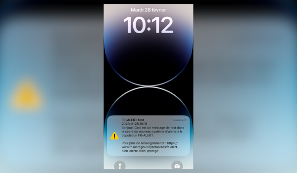 Un test du dispositif "Fr-Alert" sur un téléphone en février 2023 | Wikimédia