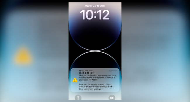 Un test du dispositif "Fr-Alert" sur un téléphone en février 2023 | Wikimédia
