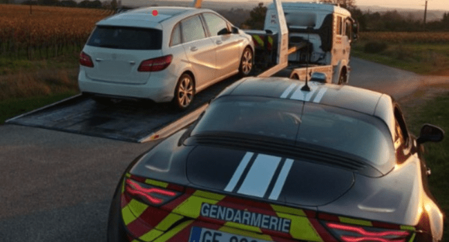 L'Alpine de la gendarmerie a intercepté le conducteur à près de 177 km/h | Gendarmerie de Charente-Maritime