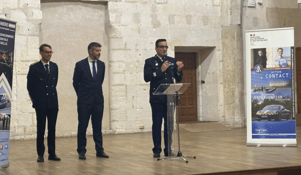 Le colonel Johanne Gojkovic-Lette, accompagné du procureur de la république de la Rochelle et du directeur de cabinet de la préfecture | TL - INF la Rochelle
