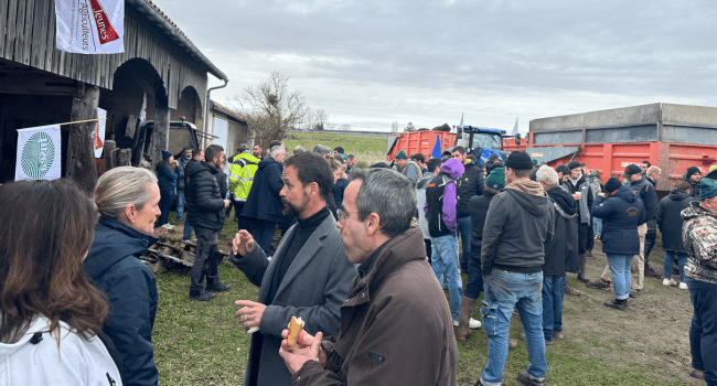 Le préfet de Charente-Maritime, Brice Blondel et la présidente du département Sylvie Marcilly étaient présents au rassemblement | TL - INF la Rochelle