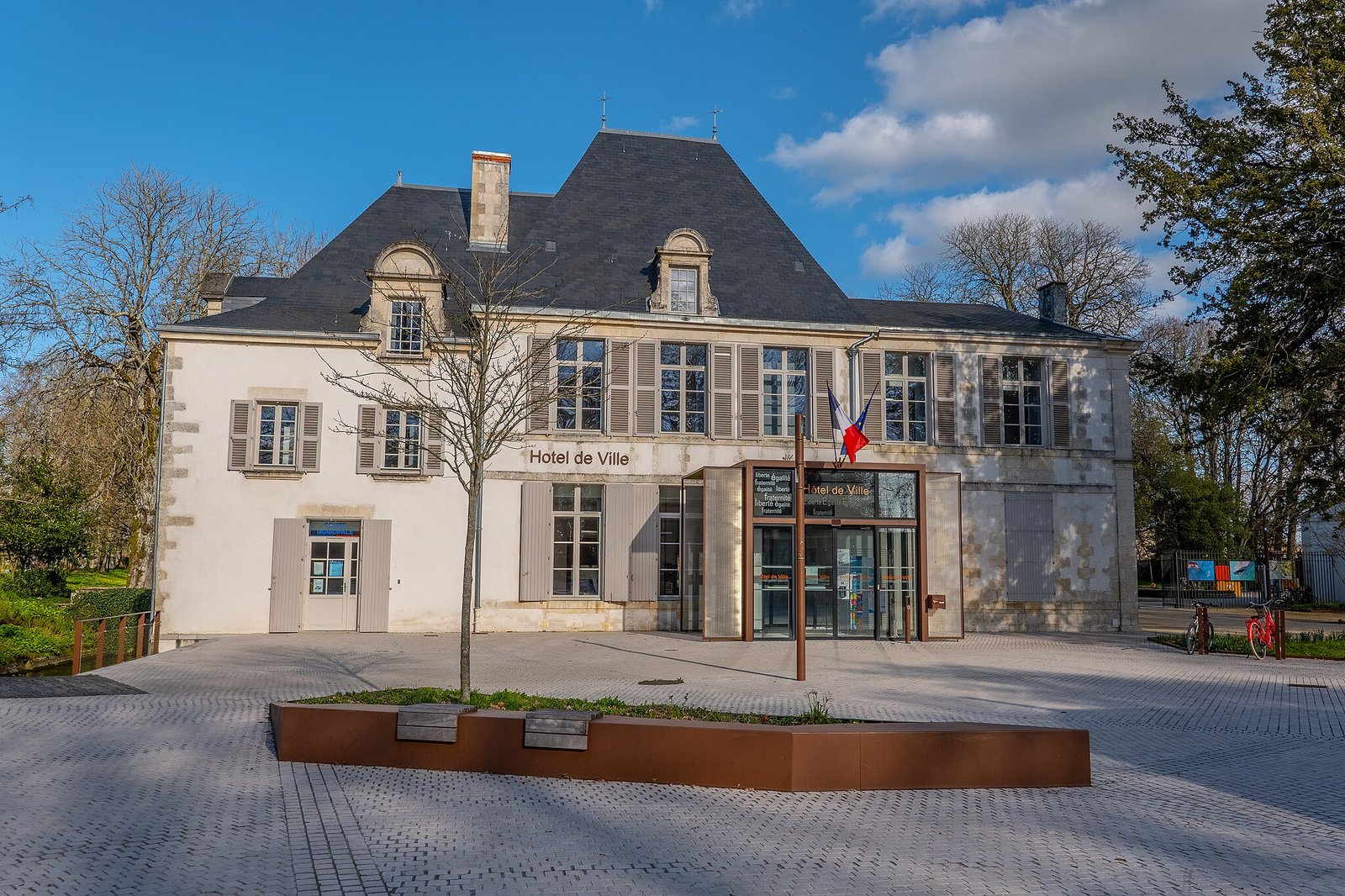 L'hôtel de ville de Périgny, mairie