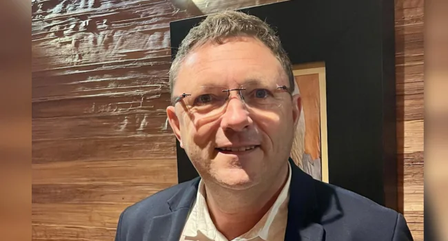 Pascal Daunit est le porteur de ce projet, qui souhaite unir des personnes de "différents horizons" en vue des élections municipales à La Rochelle | DR - INF la Rochelle