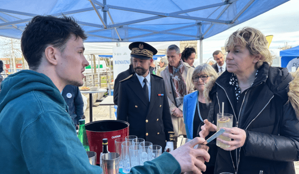 Nathalie Delattre, la ministre chargé du tourisme au restaurant éphémère de l'UMIH | TL - INF la Rochelle