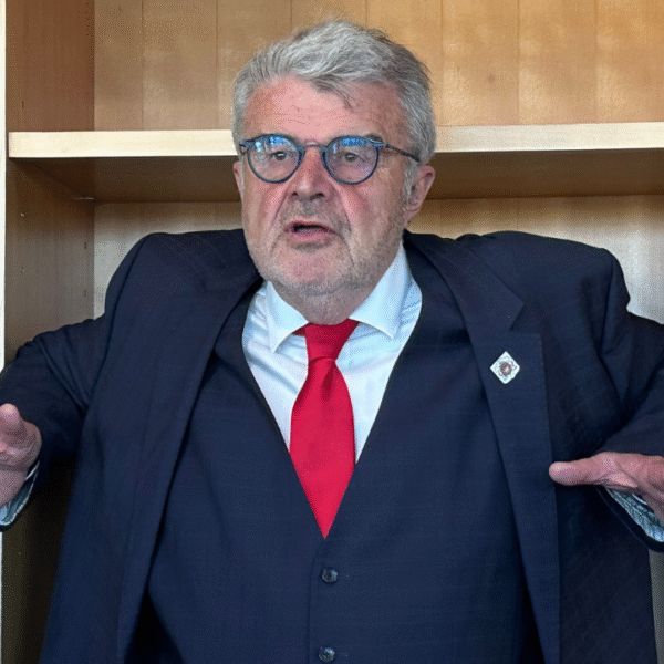 Jean-François Fountaine, le maire de La Rochelle, a répondu à la polémique sur la rue Jean Torlais | TL - INF la Rochelle