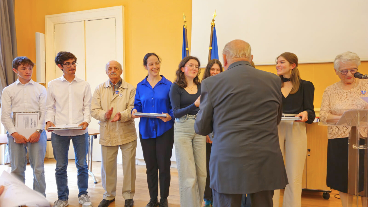 Les élèves du lycée Fénelon Notre-Dame ont reçu le premier prix départemental | DR