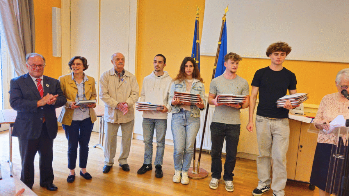 Les élèves du lycée Jean Dautet ont également reçu une mention dans la catégorie mémoire collectifs | DR