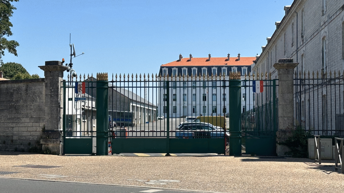 Le policier stagiaire était basé à la CRS 19 de La Rochelle | TL - INF la Rochelle