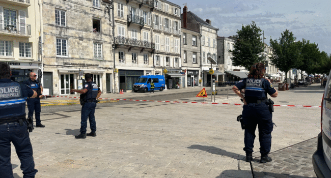 La circulation a été coupé sur le quai Valin le temps de l'intervention de GRDF et des pompiers | TL - INF la Rochelle