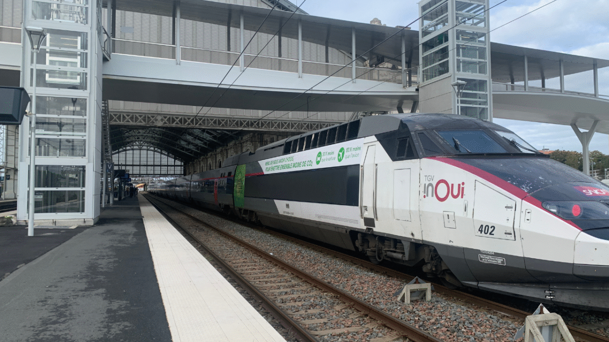 train, gare la rochelle, sncf
