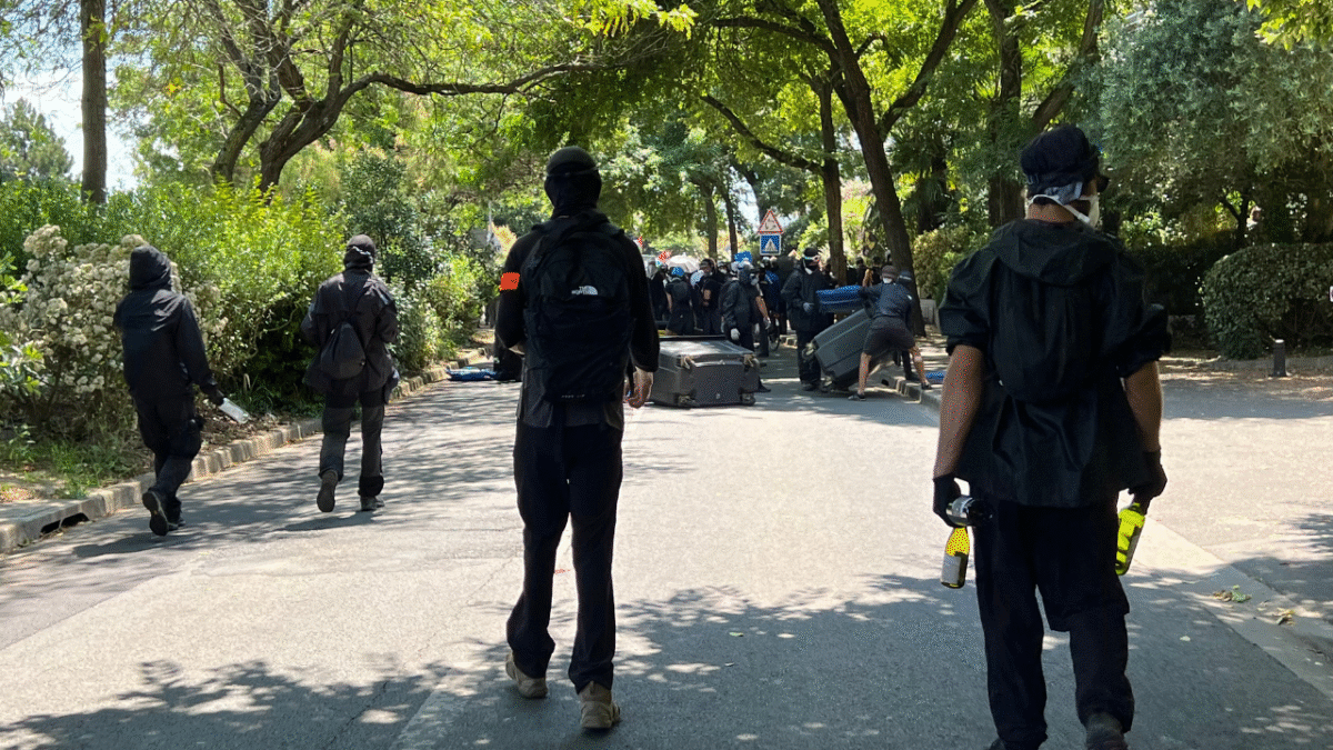 Les éléments les plus radicaux étaient équipés face aux forces de l'ordre | TL - INF la Rochelle