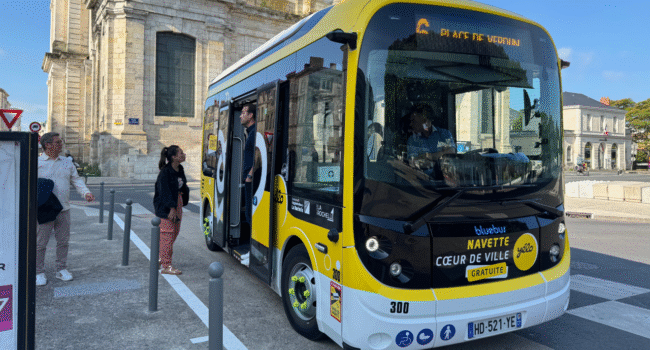 La navette gratuite circule dans le centre-ville toute l'année | RF - INF la Rochelle