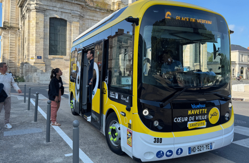 La navette gratuite circule dans le centre-ville toute l'année | RF - INF la Rochelle