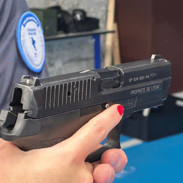 En Charente-Maritime, les formateurs de la police nationale assurent le maintien des compétences des agents, aussi bien au stand de tir que sur la réglementation | TL - INF la Rochelle