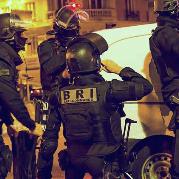 Les hommes de la BRI en intervention à Paris en 2017 | Jordan Diow - ADAGP