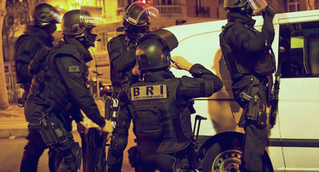 Les hommes de la BRI en intervention à Paris en 2017 | Jordan Diow - ADAGP