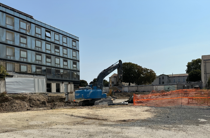 Le chantier de dépollution de la rue Marcel-Paul à La Rochelle | TL - INF La Rochelle