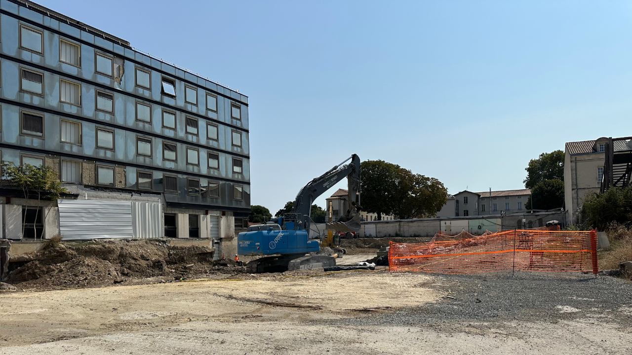 Le chantier de dépollution de la rue Marcel-Paul à La Rochelle | TL - INF La Rochelle