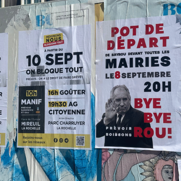 Les affiches et tracts pour appeler à la mobilisation se sont multipliés à La Rochelle ces derniers jours | TL - INF La Rochelle