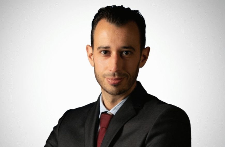 Raphaël Farges est le nouveau directeur de cabinet de la préfecture de Charente-Maritime | Linkedin