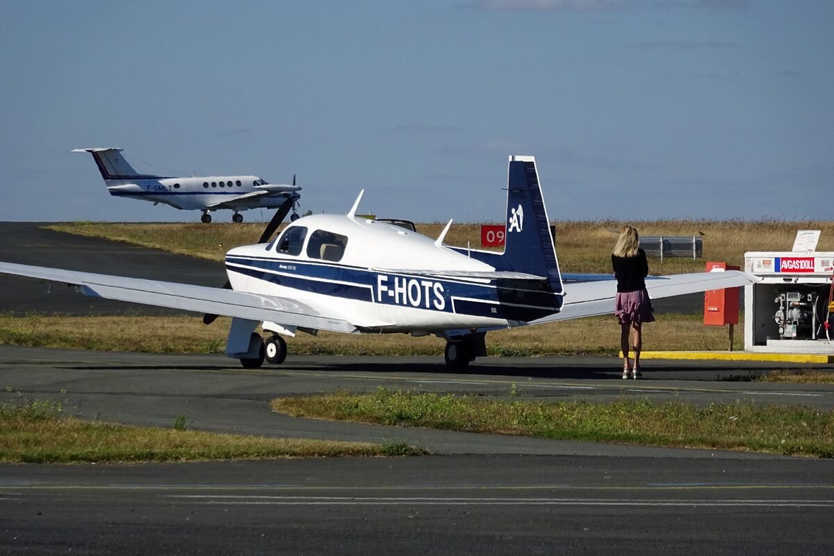avion, aéroport la rochelle - île de ré