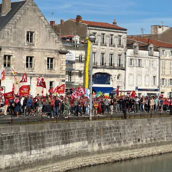 750 personnes se sont rassemblées ce jeudi à La Rochelle | TL – INF La Rochelle
