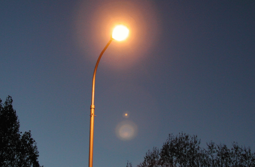 lampadaire, nuit, éclairage public