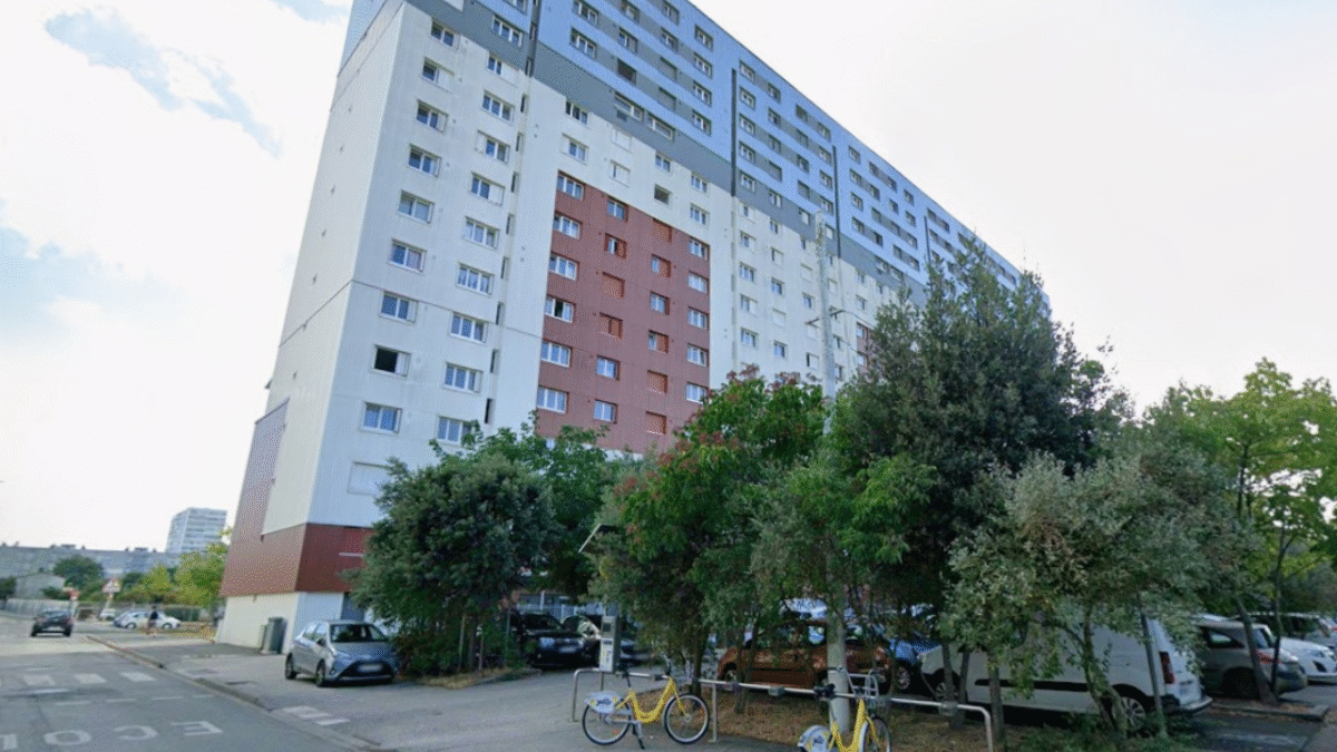 L'agression a eu lieu dans cet immeuble au numéro 1 bis de la Ernest-Meissonnier | GM25