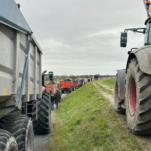 agriculteurs, tracteurs, blocage, manifestation agricole, fnsea, JA