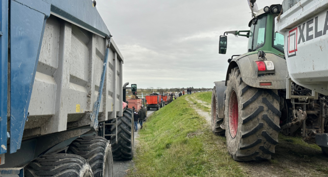 agriculteurs, tracteurs, blocage, manifestation agricole, fnsea, JA