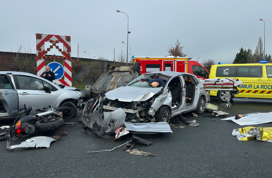 Un accident "XXL" a été reproduit sur l’aire de covoiturage d’Usseau à Sainte-Soulle, où un village de la sécurité routière a été installé. | TL – INF La Rochelle