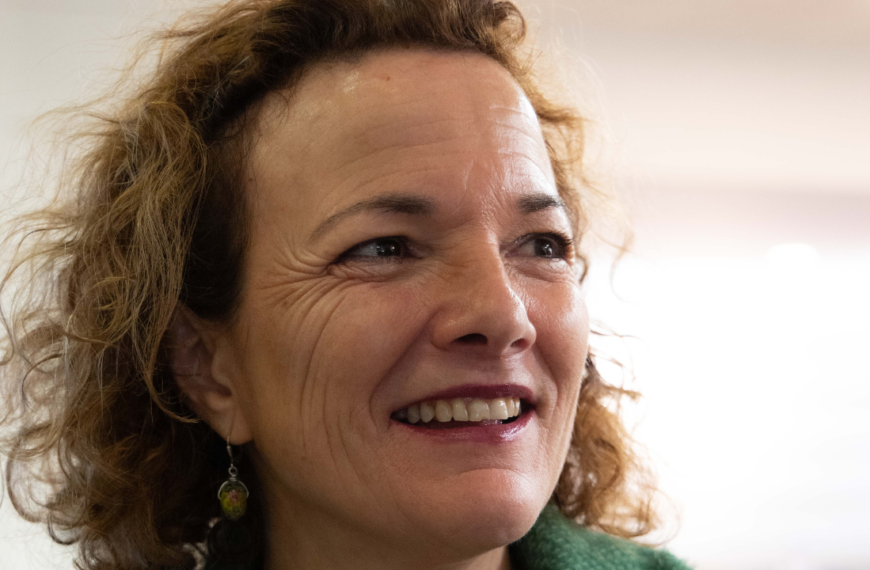 Sabine Gervais succède à Olivier Falorni | REPRO