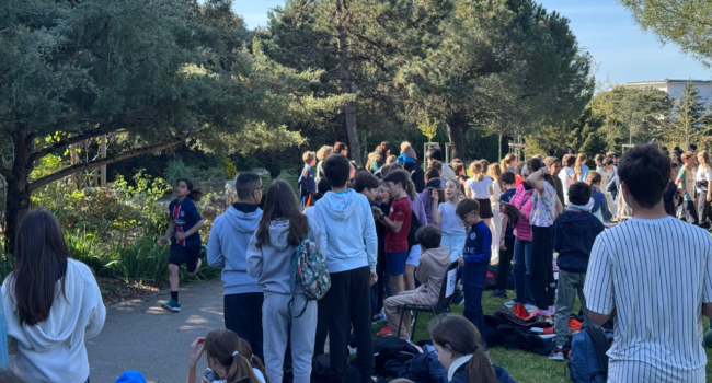 1900 élèves du collège et du lycée Fénelon Notre-Dame ont couru ce jeudi pour la lutte contre le cancer | TL - INF LR