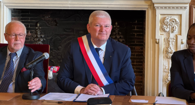 Olivier Falorni a été élu maire par le conseil municipal ce samedi 28 mars | TL - INF LR