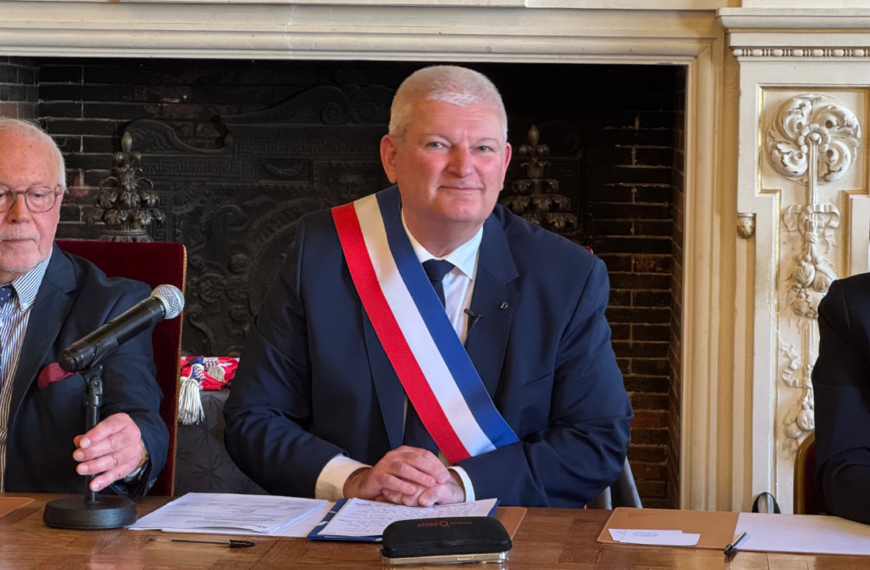 Olivier Falorni a été élu maire par le conseil municipal ce samedi 28 mars | TL - INF LR