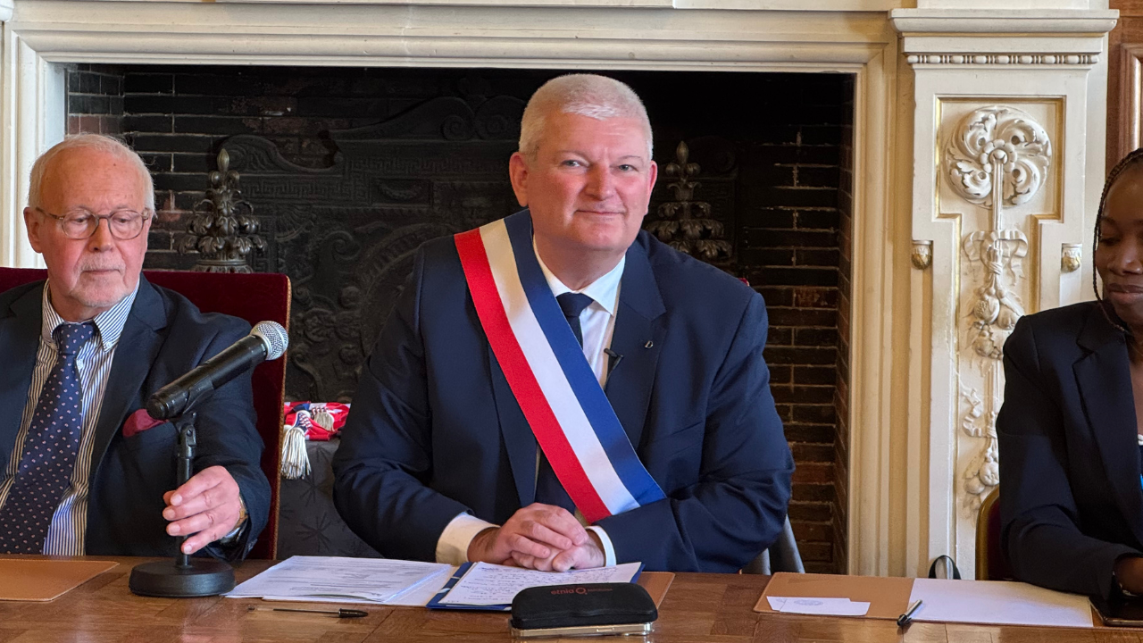 Olivier Falorni a été élu maire par le conseil municipal ce samedi 28 mars | TL - INF LR