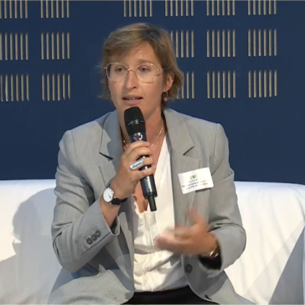 Émilie Bout, directrice générale des services de la ville et de l’agglomération de La Rochelle en 2019 | Capture d’écran YouTube