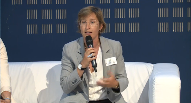 Émilie Bout, directrice générale des services de la ville et de l’agglomération de La Rochelle en 2019 | Capture d’écran YouTube