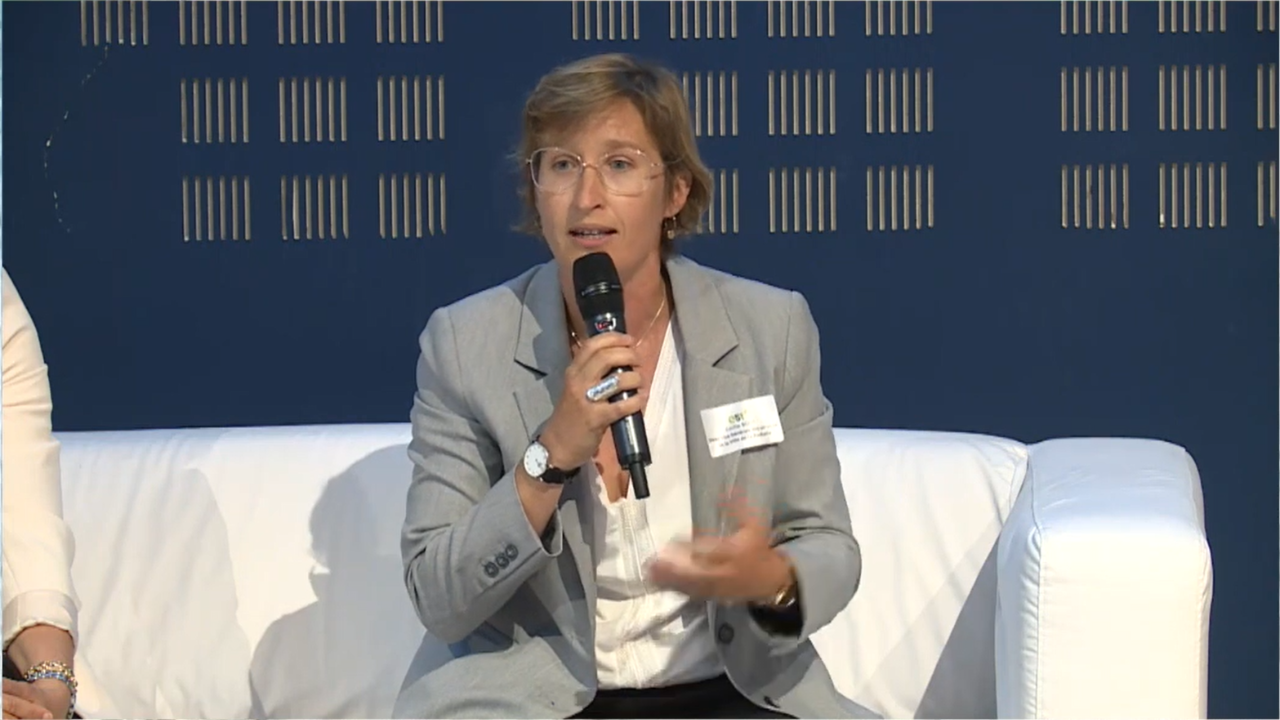 Émilie Bout, directrice générale des services de la ville et de l’agglomération de La Rochelle en 2019 | Capture d’écran YouTube