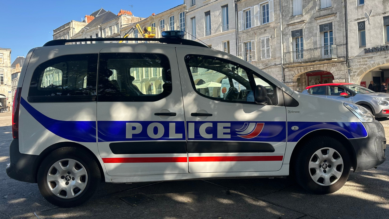 police, place de verdun