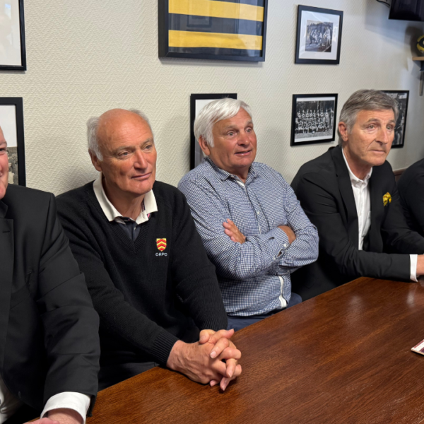 La famille Élissalde était au côté du maire Olivier Falorni et du président du Stade Rochelais, Vincent Merling | TL - INF LR