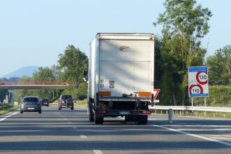 route, autoroute, camion, 110, 130