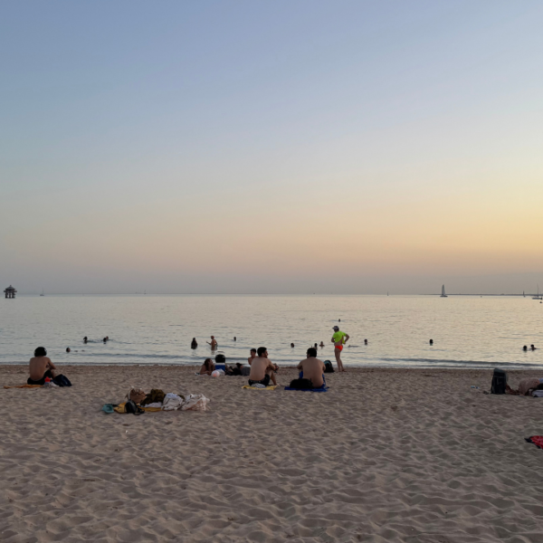 plage des minimes, jeunes, coucher de soleil, plage, mer, océan, phare du bout du monde